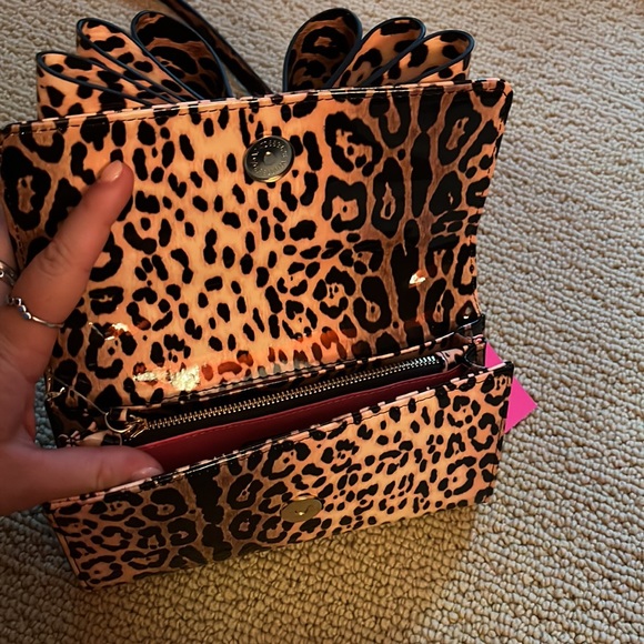 Betsey Johnson Purse - Picture 3 of 7